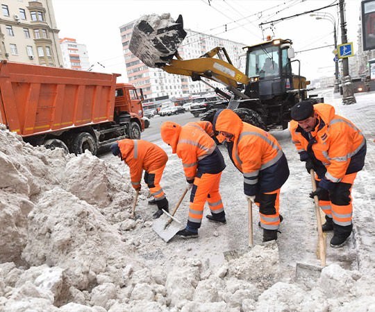 Уборка снега в Великом Устюге и  Вологодской области