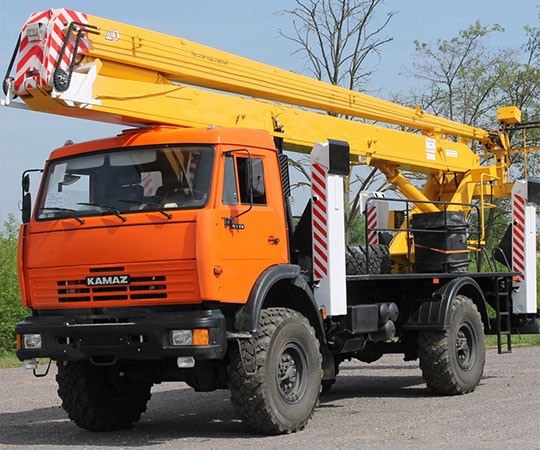 Аренда автовышки в Великом Устюге и  Вологодской области