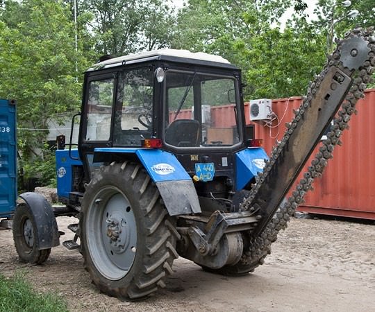 Траншеекопатель в аренду в Великом Устюге и  Вологодской области